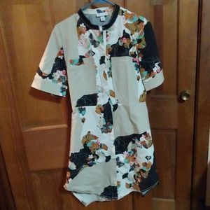 Beautiful floral dress size medium